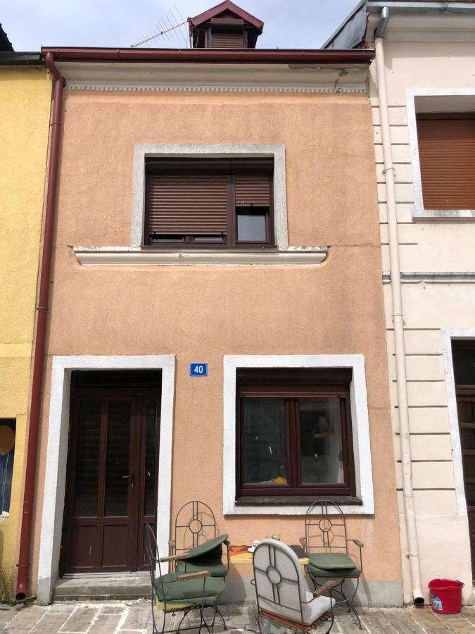 Hostel Ka Doma 센틴제 외부 사진